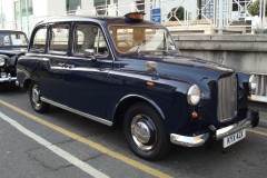 Midnight blue was a popular alternative colour for FX4s in the late 1970s