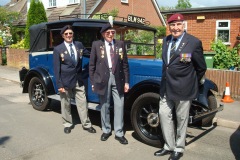 Military Veterans' Trip to Worthing - Old comrades stretch their legs